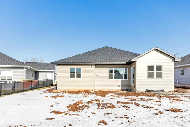 $484,900 | 1270 Autumn Field Lane, De Pere, WI 54115