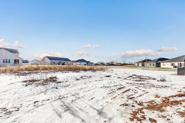 $484,900 | 1270 Autumn Field Lane, De Pere, WI 54115