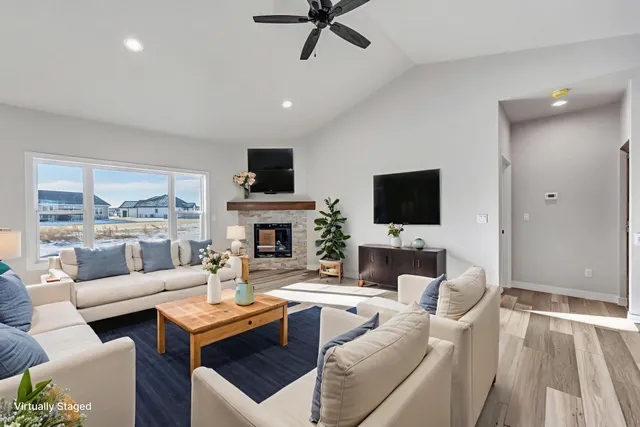 $484,900 | 1270 Autumn Field Lane, De Pere, WI 54115