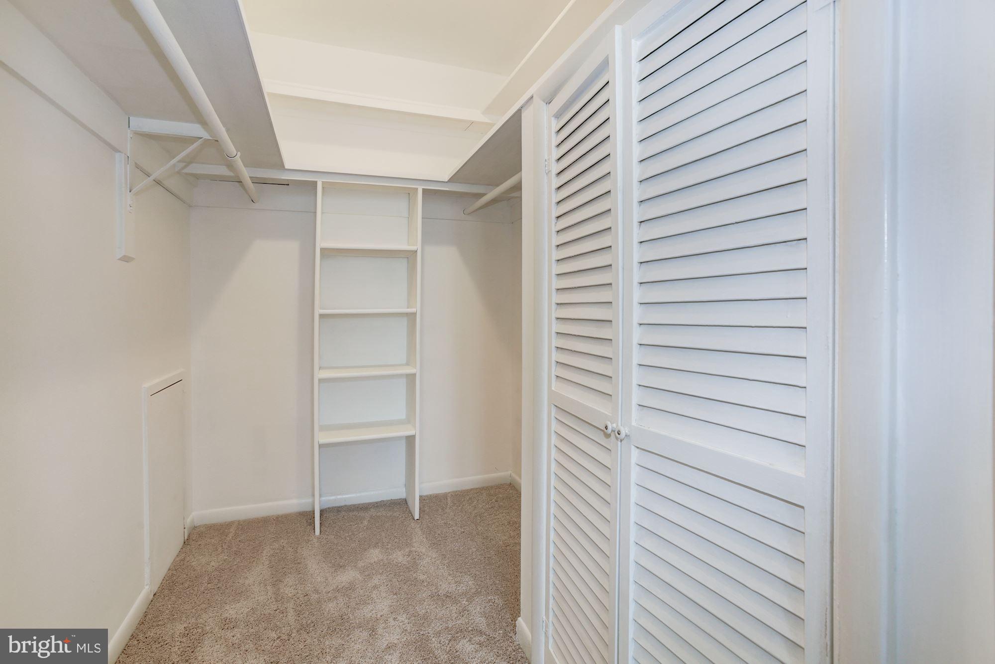 5860 Thunder Hill Road, Unit 2C Columbia, MD 21045 - Photo 17 of 22 Large walk in closet