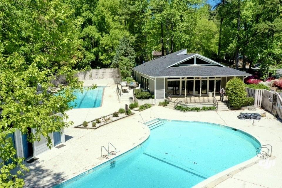 5827 Mapleridge Road Raleigh, NC 27609 - Photo 34 of 44 Clubhouse with Kitchen