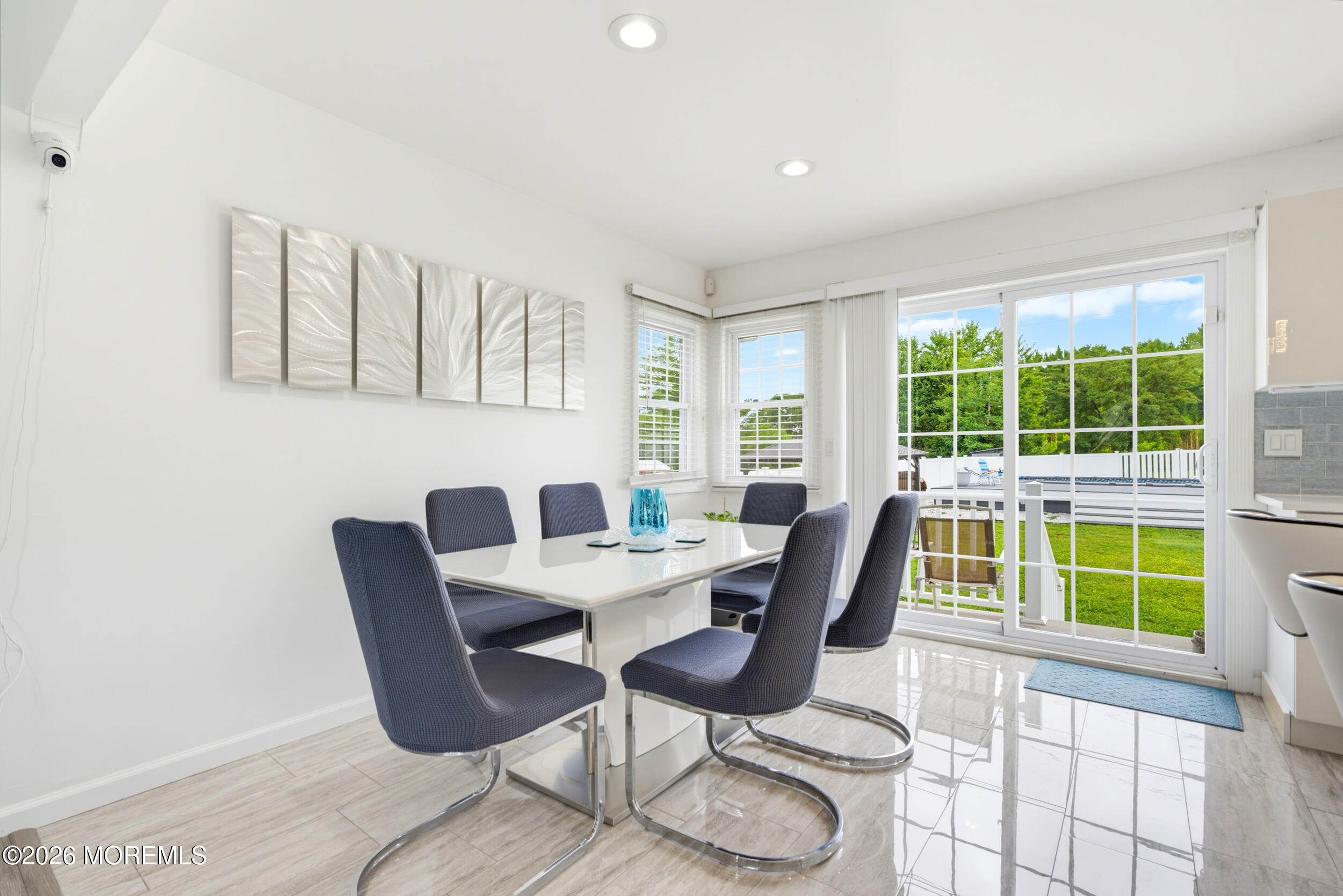 125 Higgins Road Matawan, NJ 07747 - Photo 18 of 52 15_therealdealstudio-6