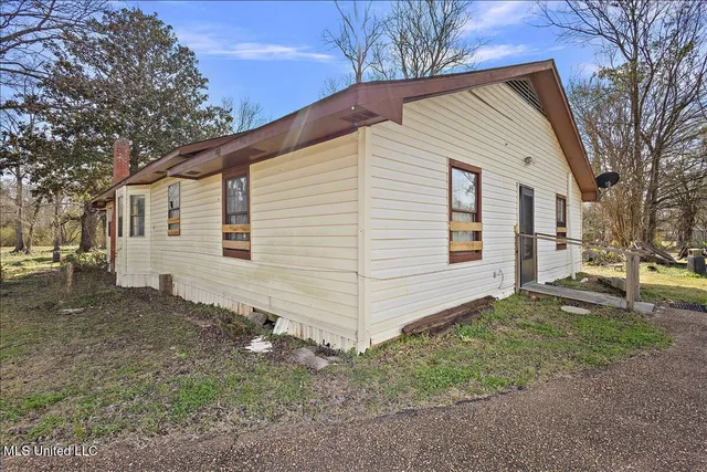 $69,000 | 131 East Damascus Street, Hazlehurst, MS 39083