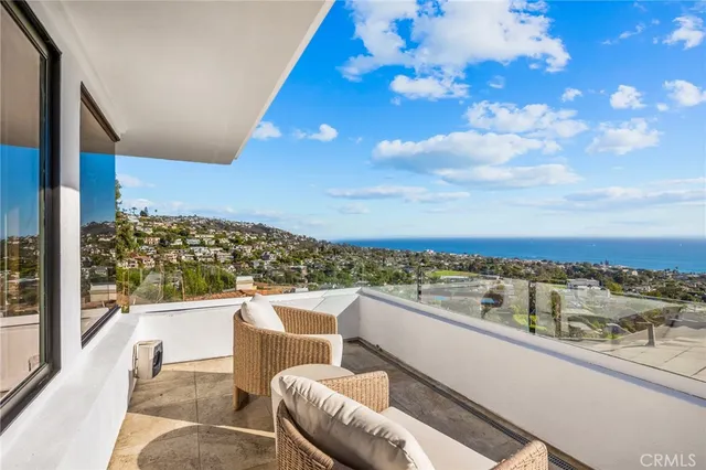$10,980,000 | 1076 Skyline Drive, Laguna Beach, CA 92651