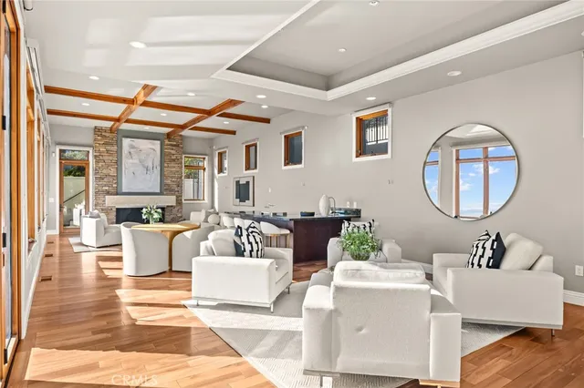 $10,980,000 | 1076 Skyline Drive, Laguna Beach, CA 92651