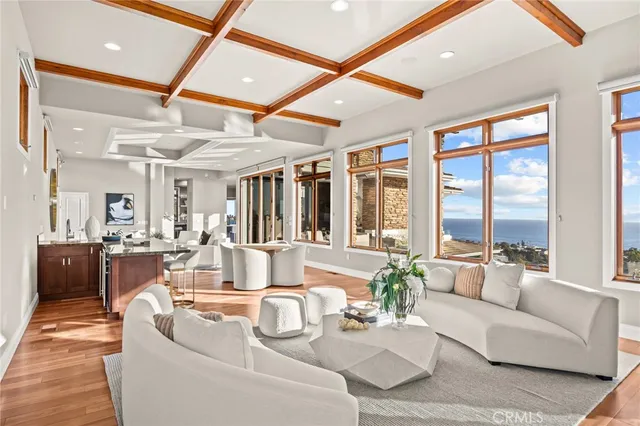 $10,980,000 | 1076 Skyline Drive, Laguna Beach, CA 92651