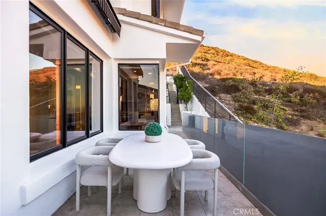 $10,980,000 | 1076 Skyline Drive, Laguna Beach, CA 92651