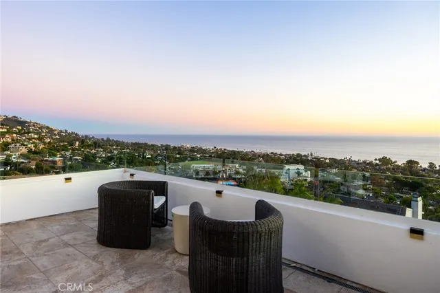 $10,980,000 | 1076 Skyline Drive, Laguna Beach, CA 92651