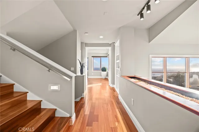 $10,980,000 | 1076 Skyline Drive, Laguna Beach, CA 92651