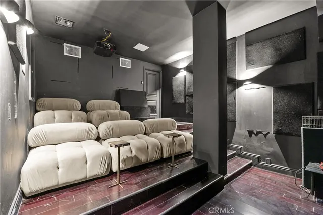 $10,980,000 | 1076 Skyline Drive, Laguna Beach, CA 92651