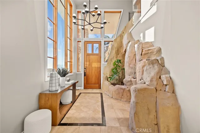 $10,980,000 | 1076 Skyline Drive, Laguna Beach, CA 92651