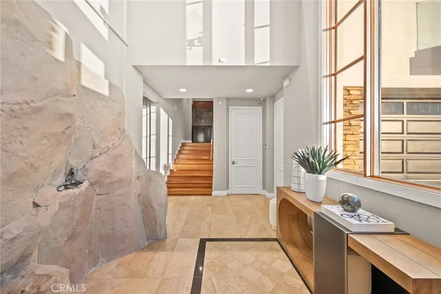 $10,980,000 | 1076 Skyline Drive, Laguna Beach, CA 92651