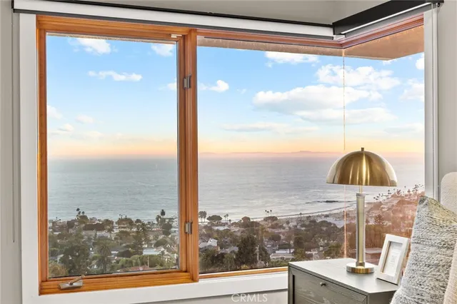 $10,980,000 | 1076 Skyline Drive, Laguna Beach, CA 92651