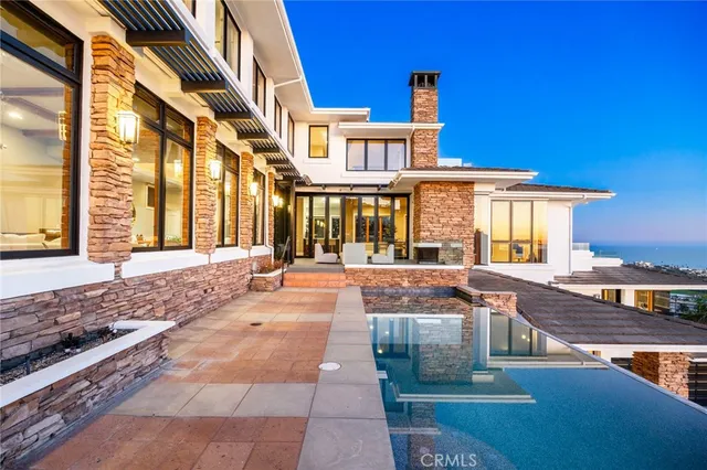 $10,980,000 | 1076 Skyline Drive, Laguna Beach, CA 92651