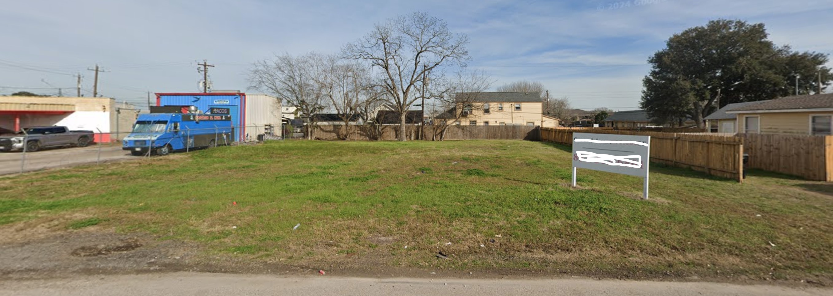 1009 Lawrence Street Rosenberg, TX 77471 - Photo 3 of 3 a house view with a sitting space