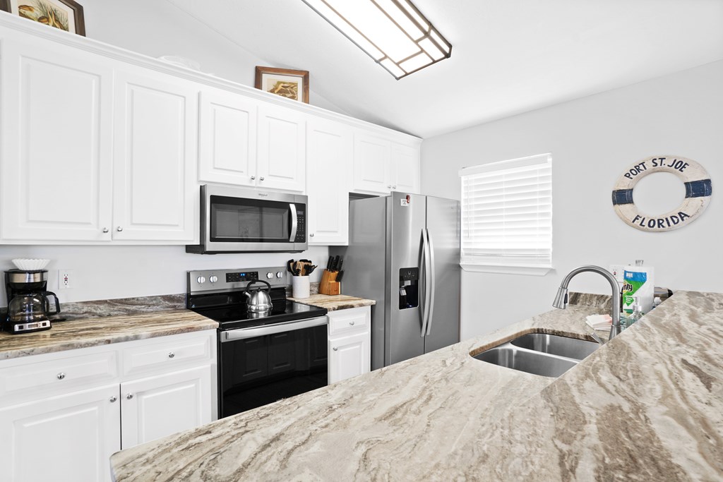 136 Selma Street Port St. Joe, FL 32456 - Photo 7 of 39