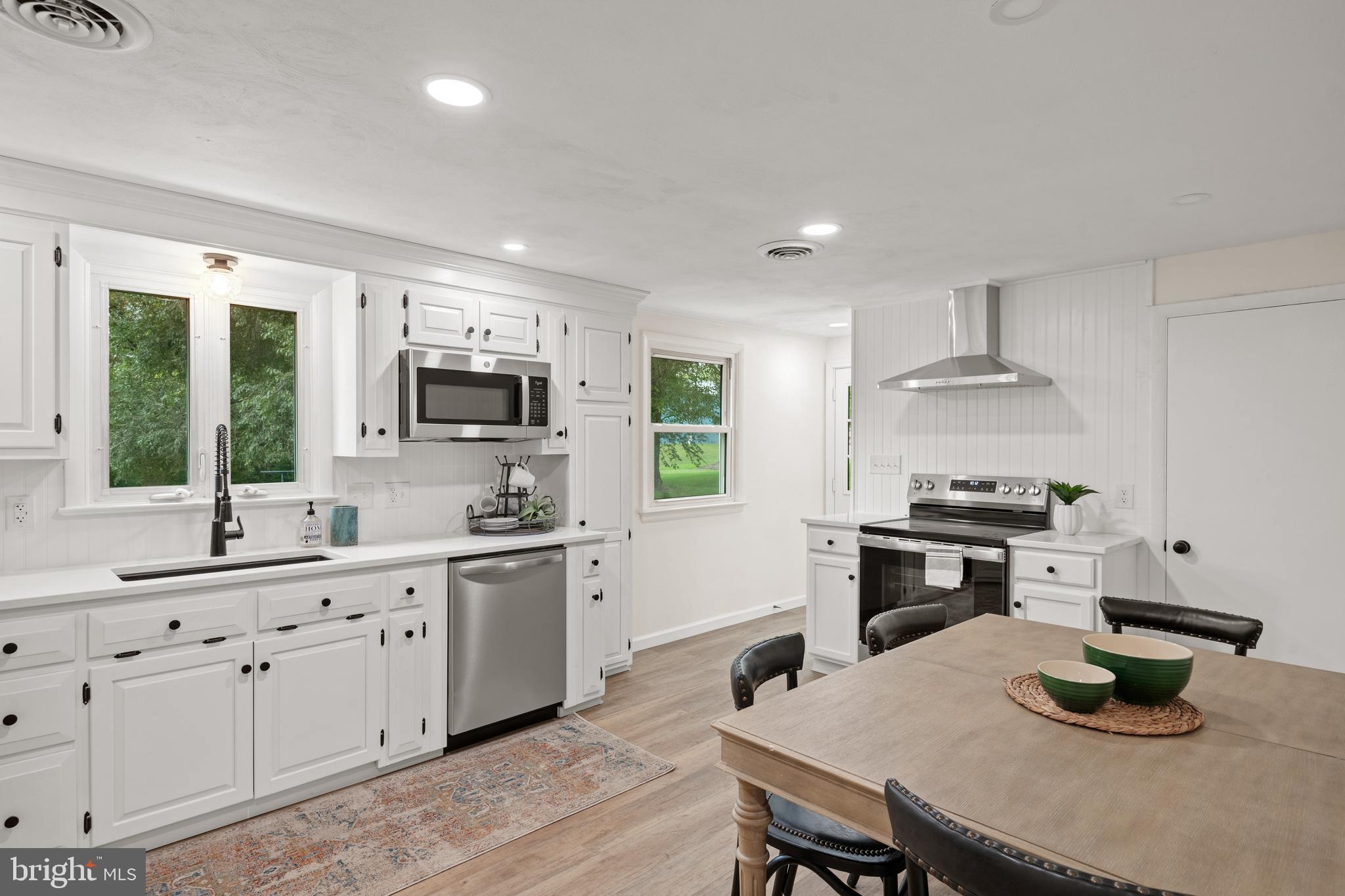 5464 Strasburg Road Gap, PA 17527 - Photo 8 of 27