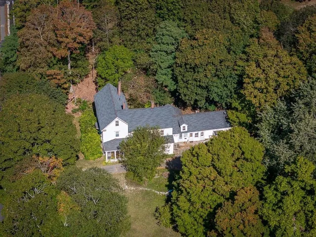 $899,000 | 98 Main Street, Wenham, MA 01984