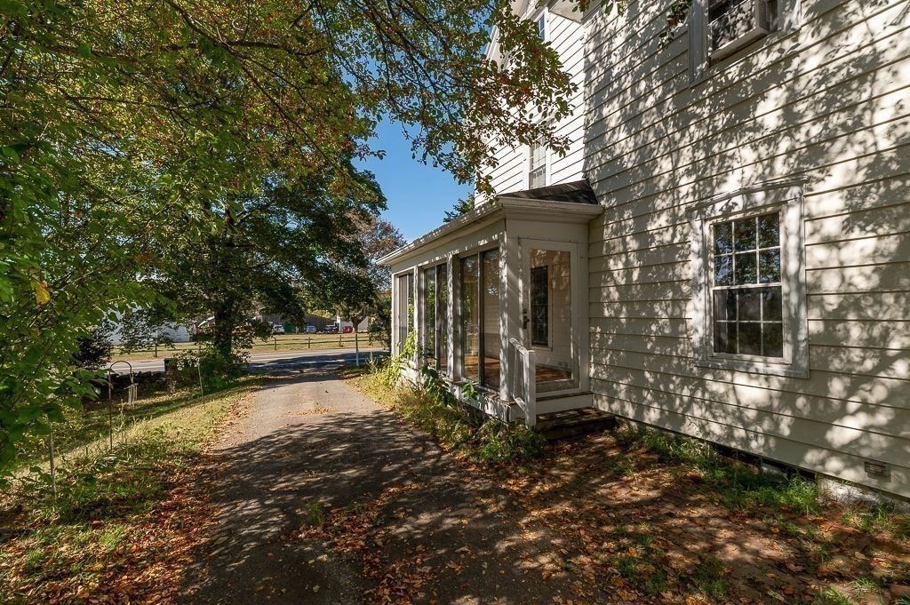 98 Main Street Wenham, MA 01984 - Photo 6 of 33