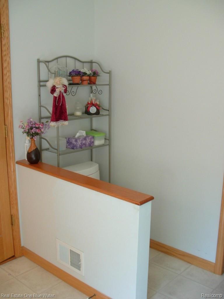 12952 Burt Road Emmett, MI 48022 - Photo 22 of 32 DSCF0689.jpg