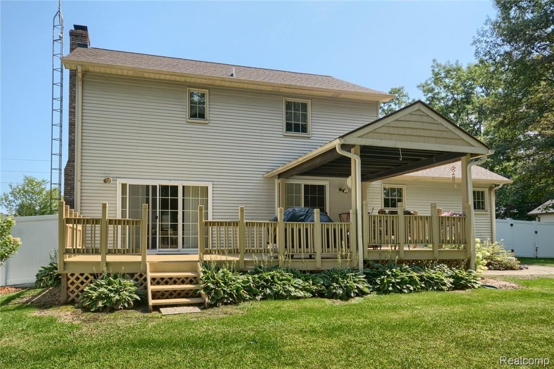 1046 South Gale Road Davison, MI 48423 - Photo 9 of 54 DSC_0226-HDR(3).jpg