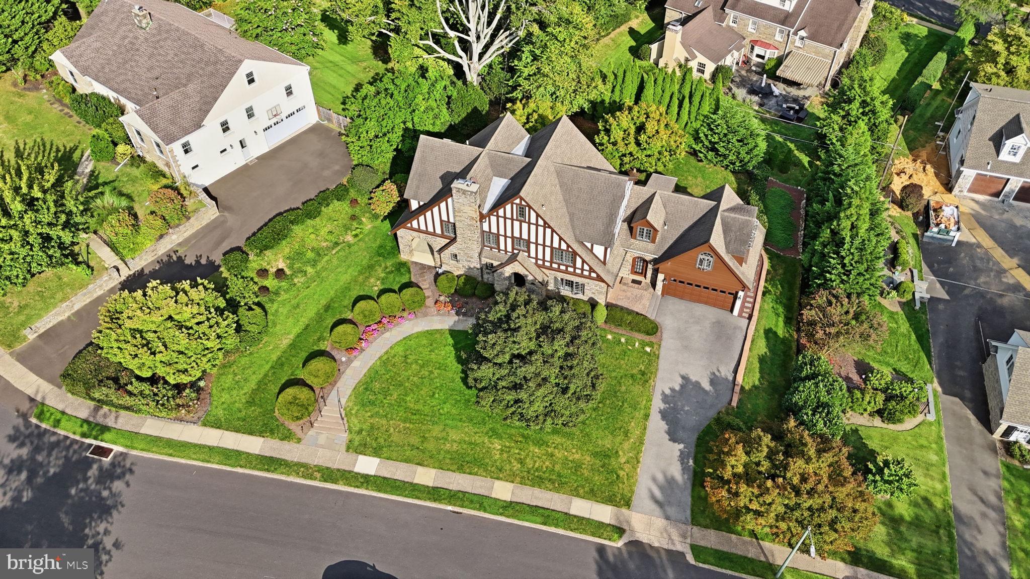 719 Winding Road Jenkintown, PA 19046 - Photo 67 of 71 Drone Footage