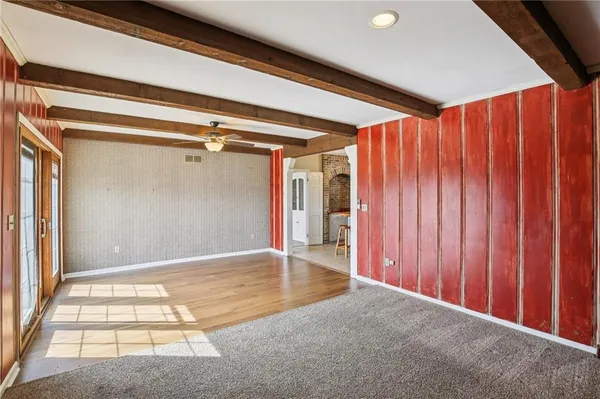 $448,000 | 10368 Northwest Hwy O, Blairstown, MO 64726