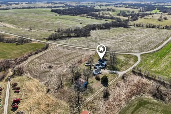 $448,000 | 10368 Northwest Hwy O, Blairstown, MO 64726