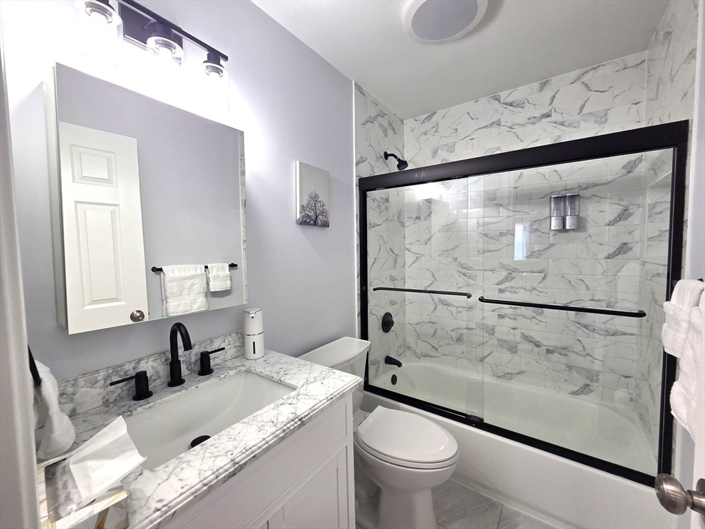276 Sumner Street, Unit 2 Stoughton, MA 02072 - Photo 6 of 14
