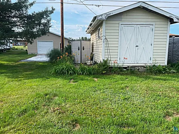 $210,000 | 42 Locust Drive, Babbitt, MN 55706