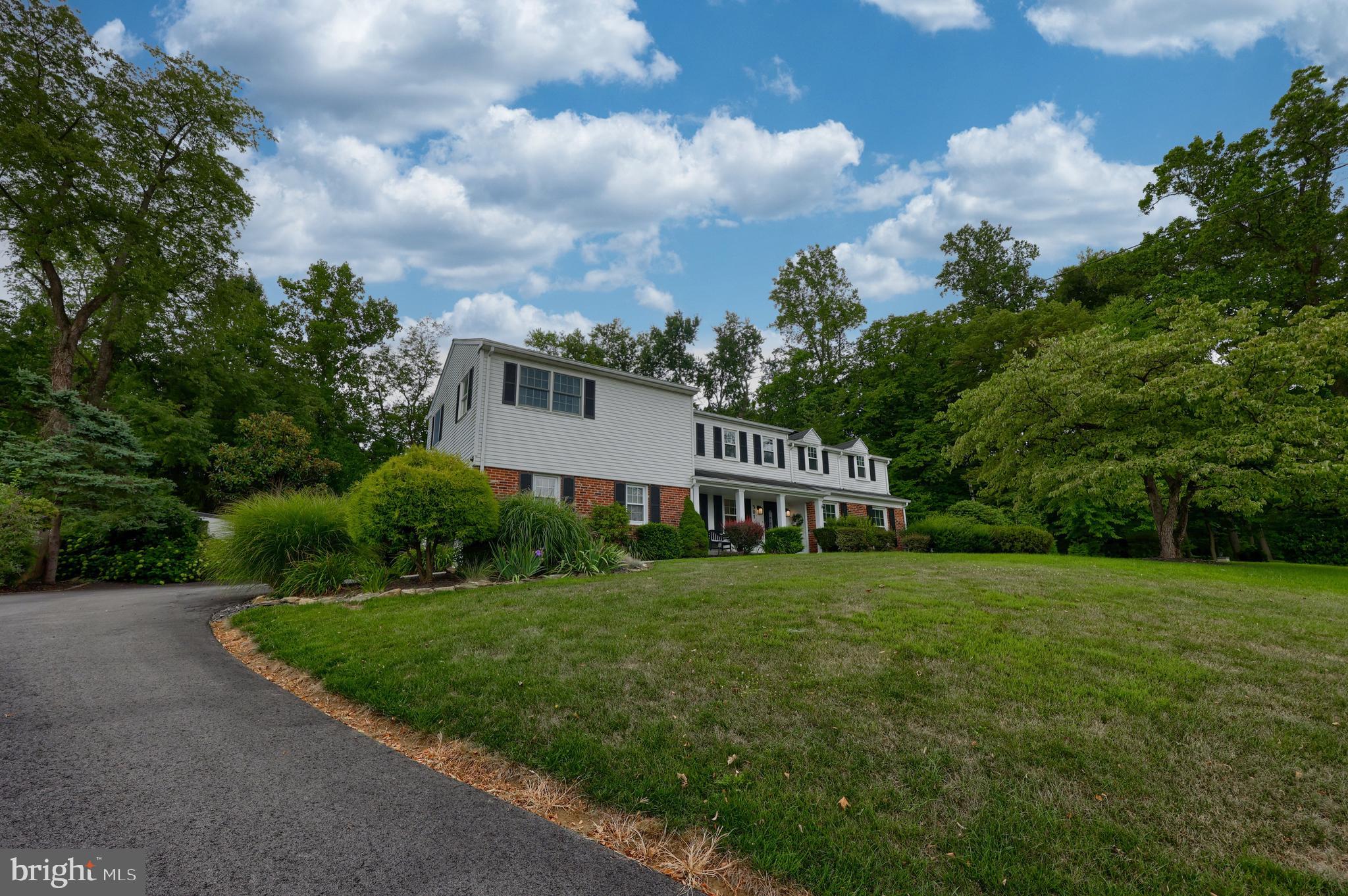 301 Saybrook Road Villanova, PA 19085 - Photo 8 of 94