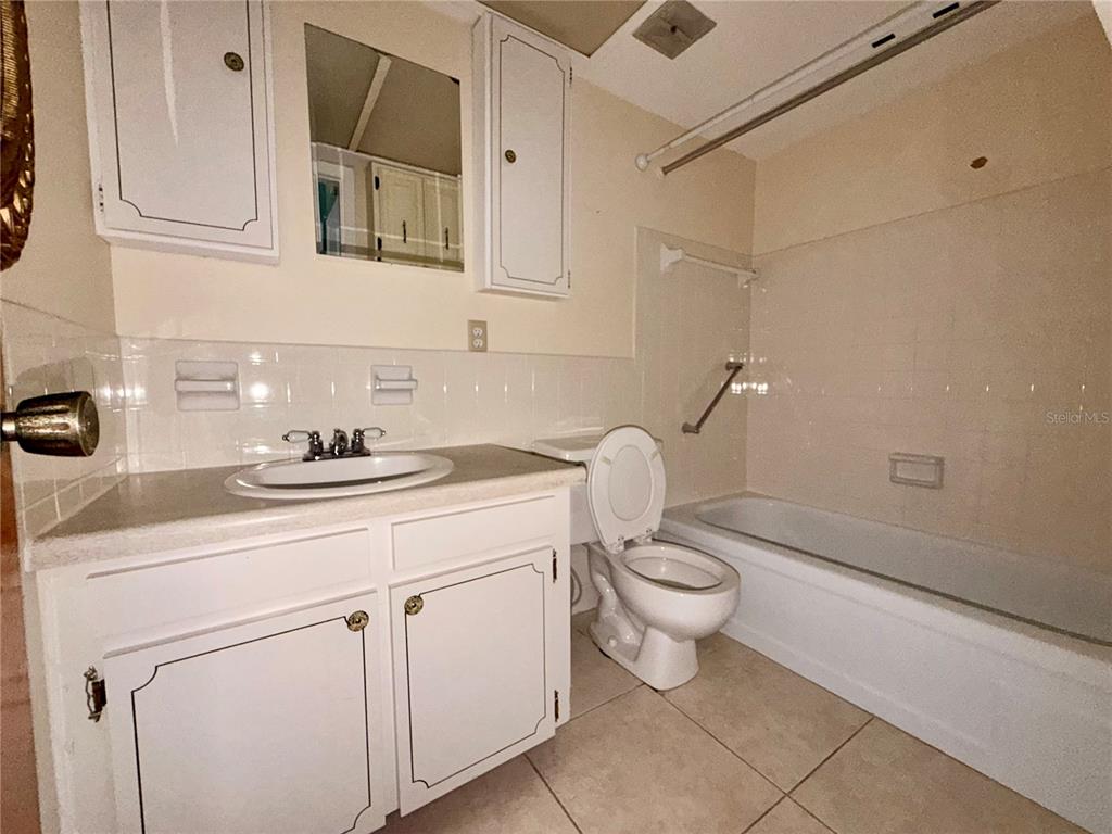 4747 Azalea Drive, Unit 229 New Port Richey, FL 34652 - Photo 12 of 19