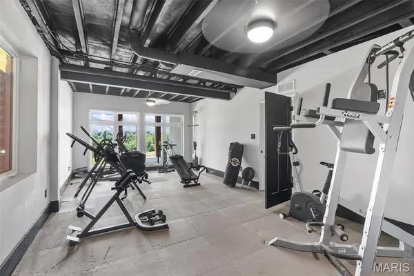 $899,900 | 22206 Tree Farm Road, Hermann, MO 65041