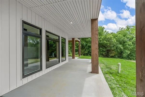 $899,900 | 22206 Tree Farm Road, Hermann, MO 65041