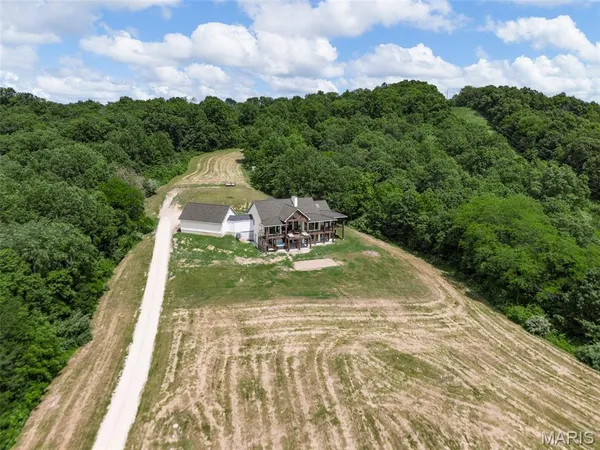 $899,900 | 22206 Tree Farm Road, Hermann, MO 65041