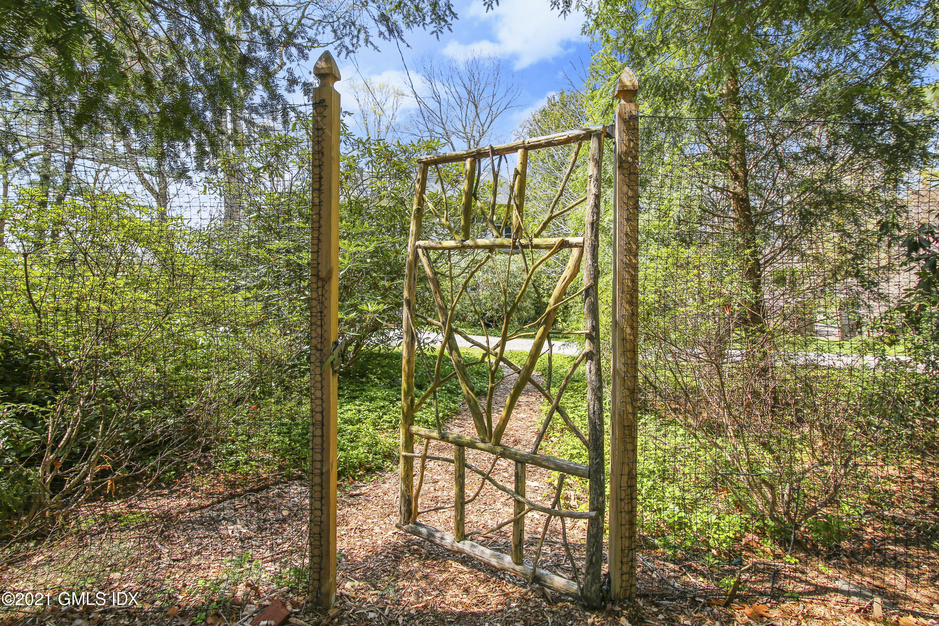97 Hillcrest Park Road Old Greenwich, CT 06870 - Photo 2 of 25 a view of outdoor space and garden