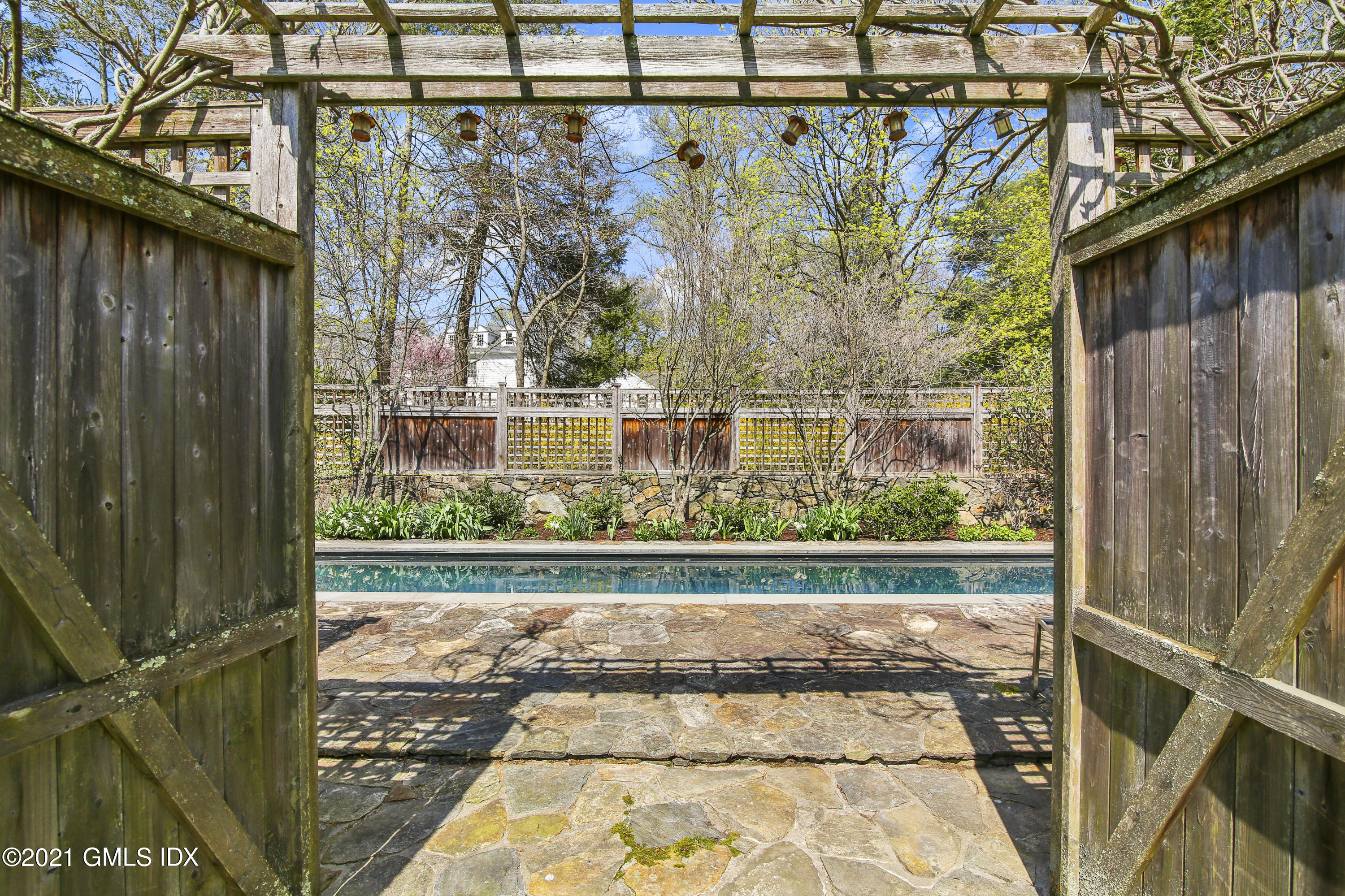 97 Hillcrest Park Road Old Greenwich, CT 06870 - Photo 22 of 25