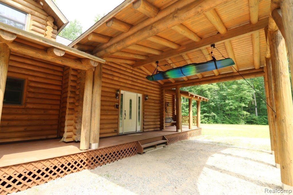 6293 Fish Lake Road North Branch, MI 48461 - Photo 12 of 52 IMG_2544.JPG