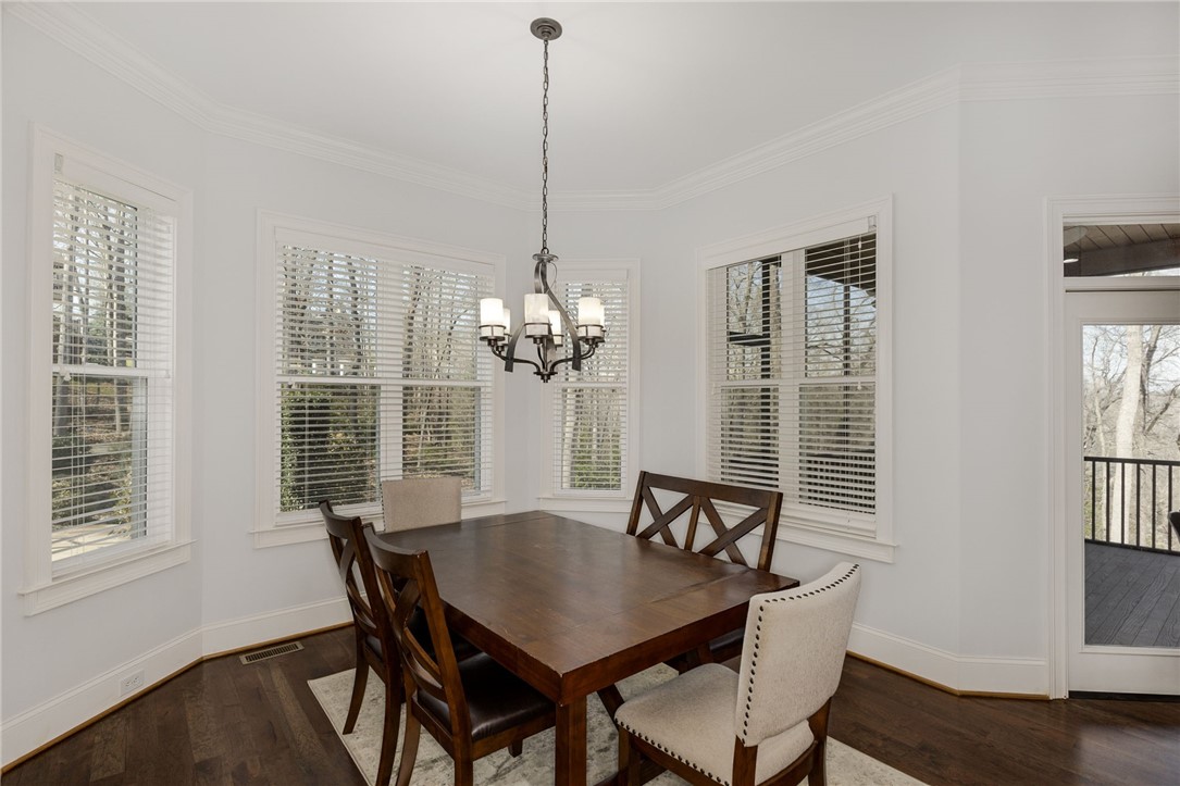 103 Pacolet Trail Piedmont, SC 29673 - Photo 9 of 35 Breakfast Room