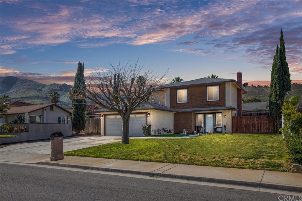 Excellent La Sierra neighborhood at Riverside