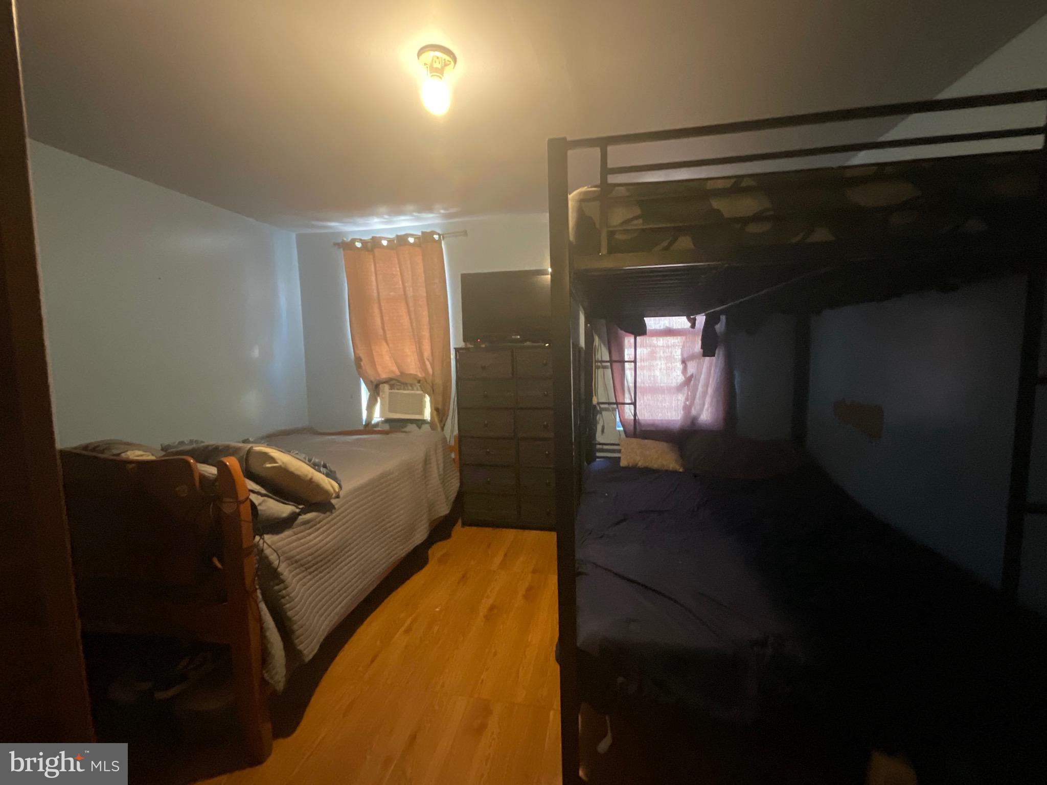 2112 Howell Street Camden, NJ 08105 - Photo 5 of 6