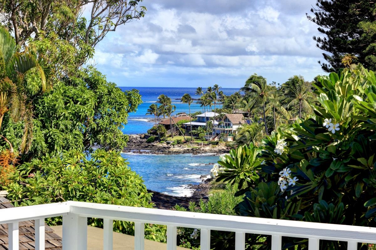 5045 Lower Honoapiilani Road, Unit 6 Lahaina, HI 96761 - Photo 2 of 30