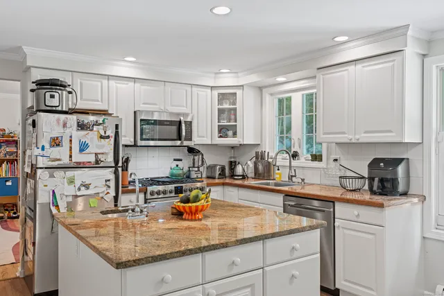 $3,500 | 156 Concord Drive, Madison, CT 06443