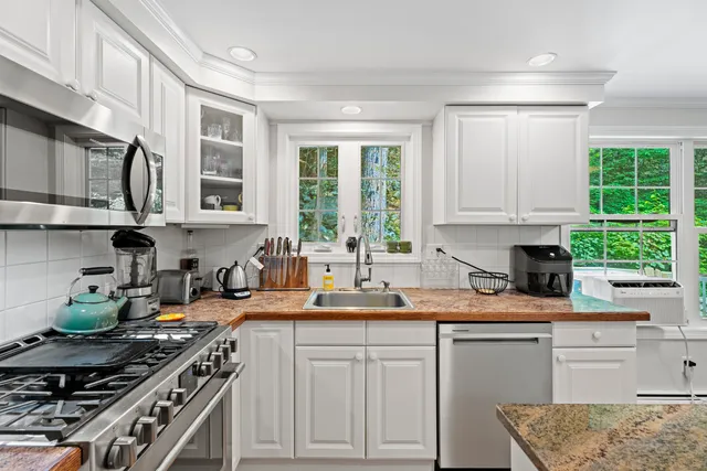 $3,500 | 156 Concord Drive, Madison, CT 06443