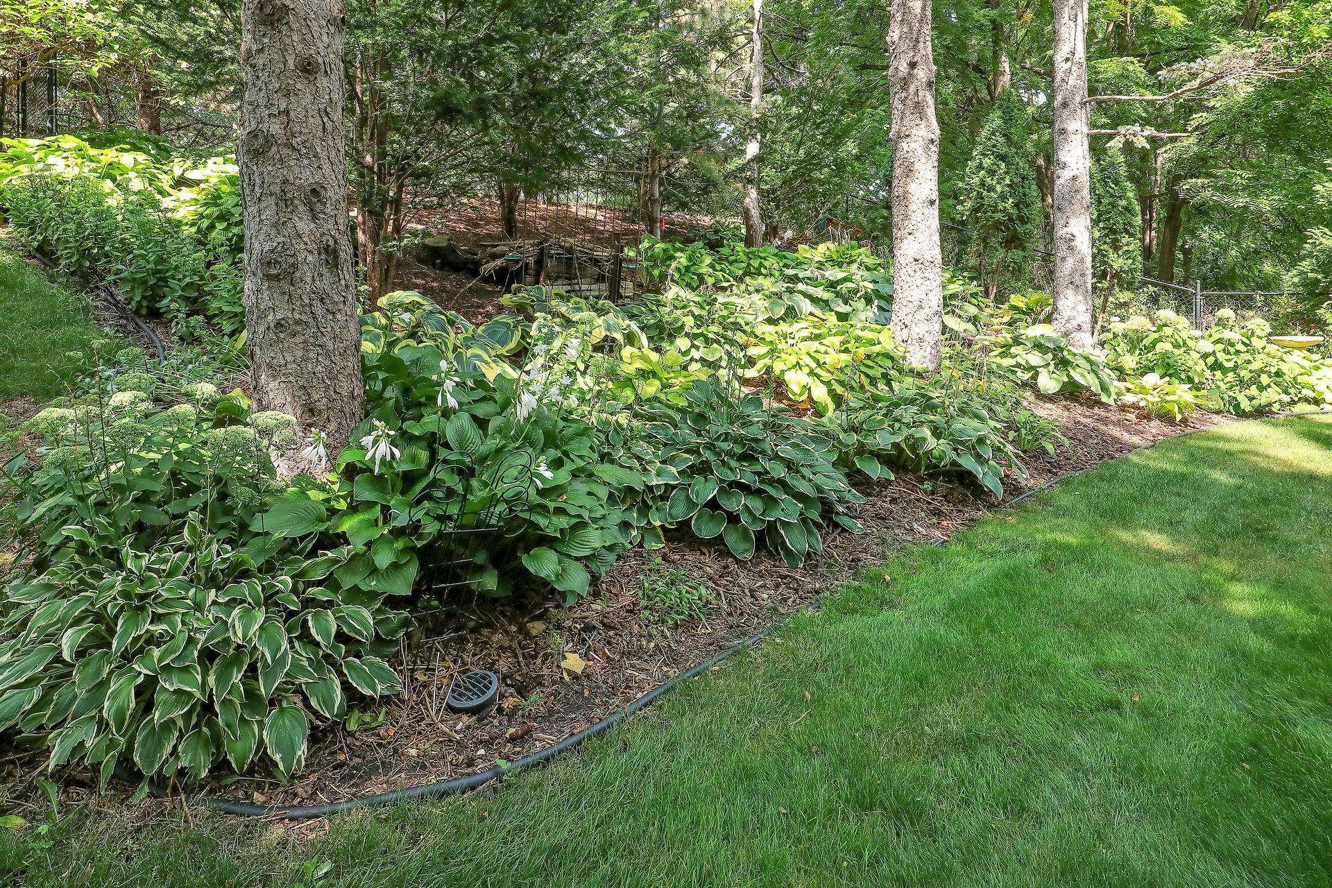 9702 Utica Road Bloomington, MN 55437 - Photo 69 of 72 Gallery Image 69