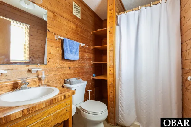 $659,500 | 632 Surf Song Court, Corolla, NC 27927