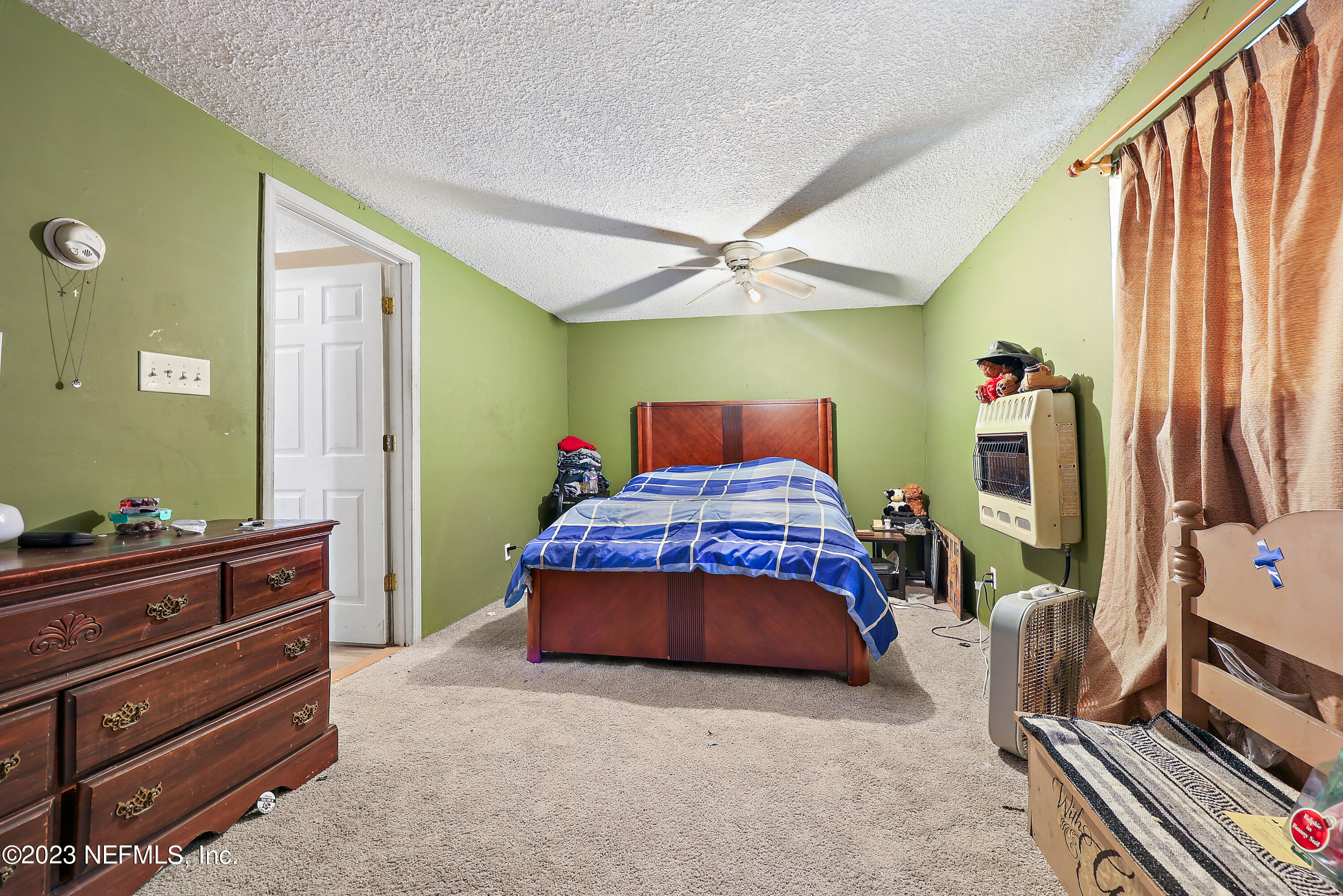 54317 Point S Drive Callahan, FL 32011 - Photo 7 of 17 Primary Bedroom