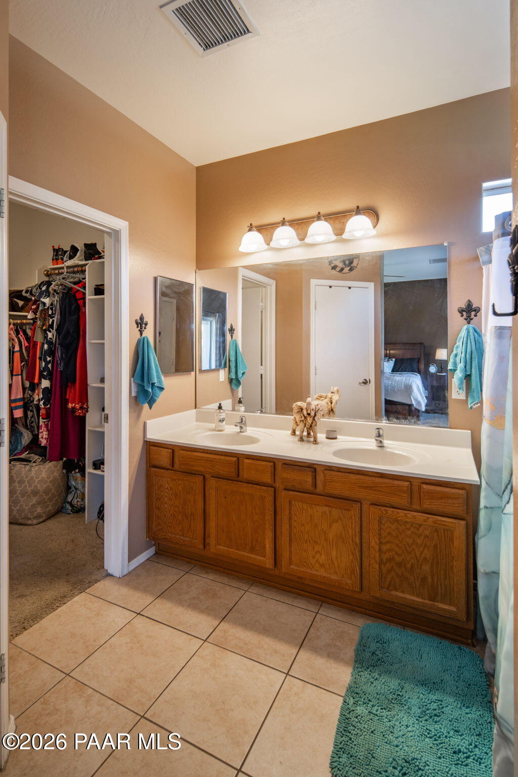 7682 Rabbit Brush Lane Prescott Valley, AZ 86315 - Photo 26 of 69 Double sinks