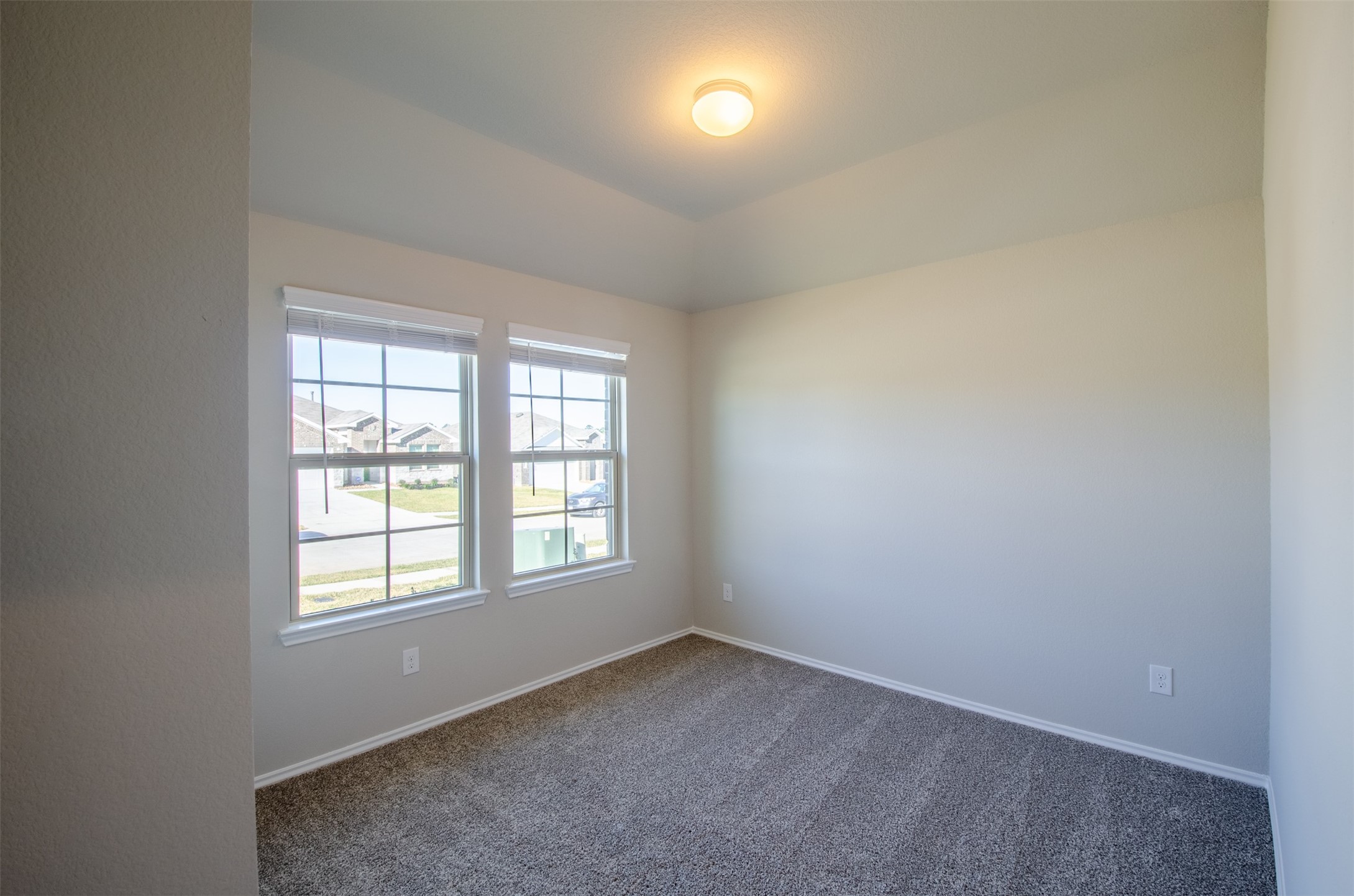 13966 Fort Ward Way Conroe, TX 77384 - Photo 6 of 33