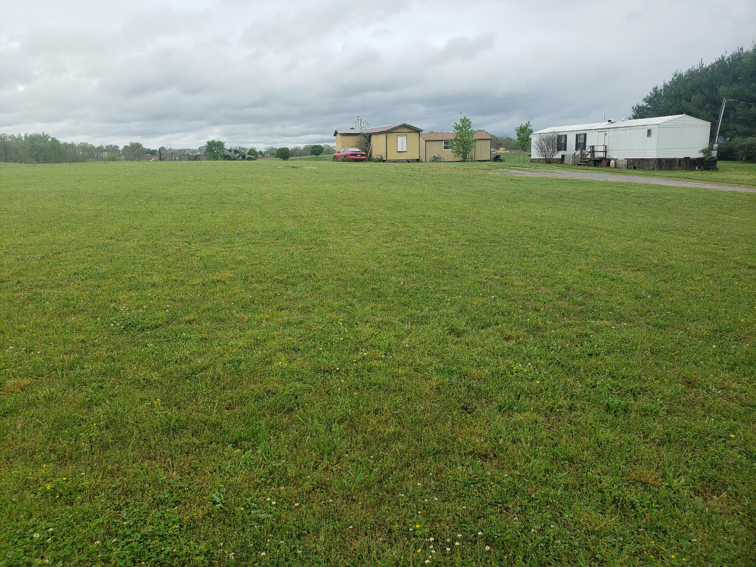 659 C M Jones Road Greeneville, TN 37745 - Photo 4 of 23 20210505_144007